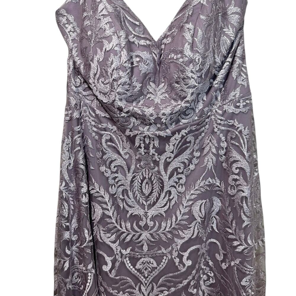 Speechless Plus Size 16 Damask Pattern V-Neck For… - image 6